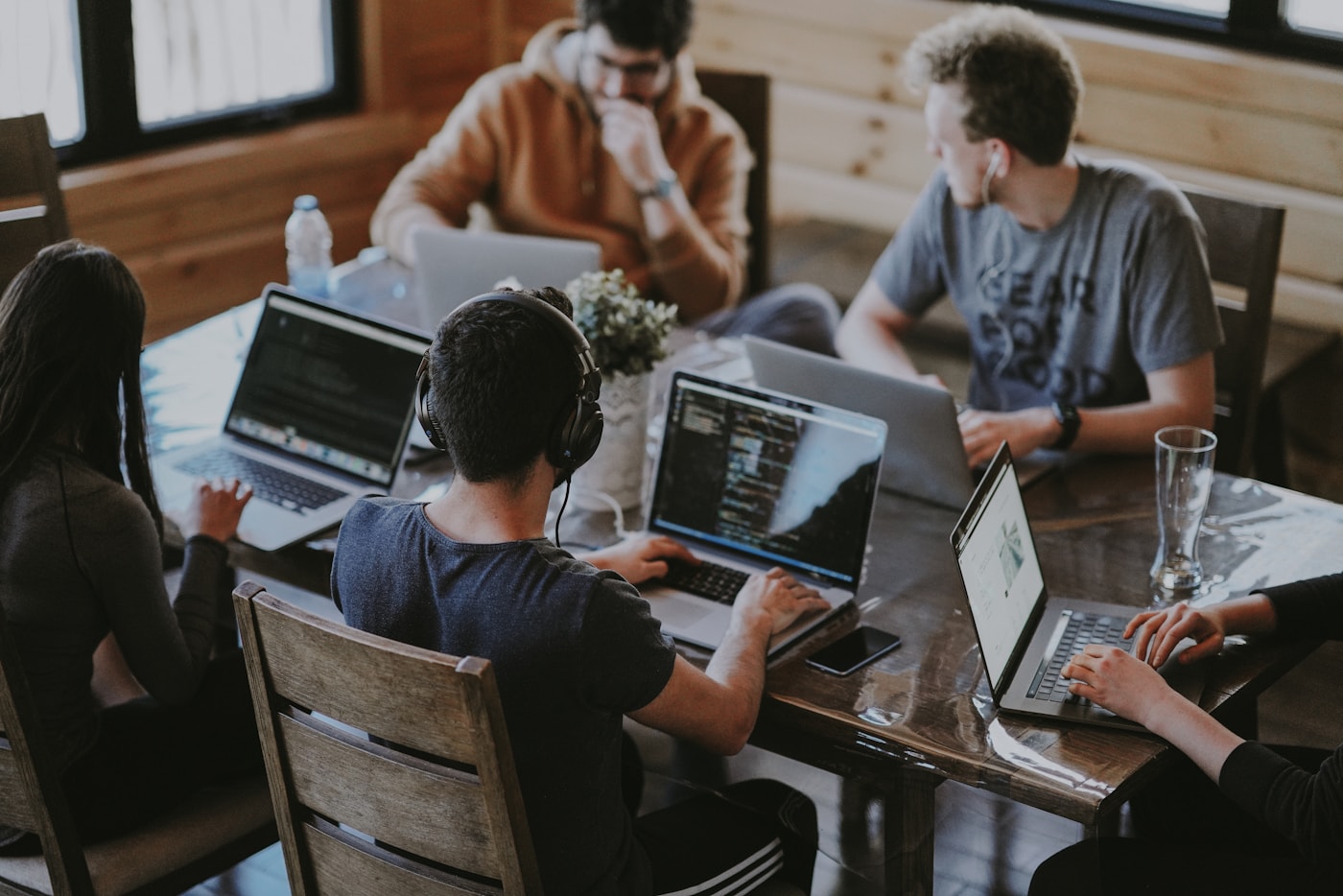 Busy day — distraction, pressure, and easy-to-miss warning signs